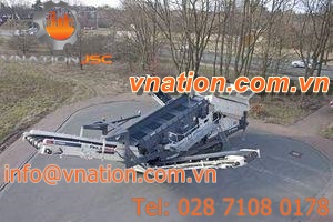 linear vibrating screener / for bulk materials / for recycling