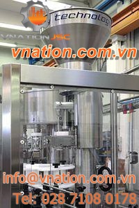 screw capping machine / automatic / bottle / for the wine industry