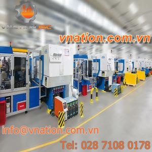 articulated robot / 6-axis / for injection molding machines / self-learning