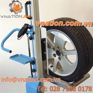 fork manipulator / for tires / handling / for lifting