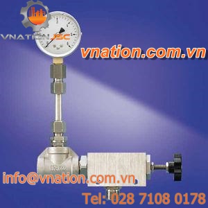 high-precision back-pressure regulator