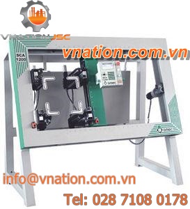automatic assembly machine / for wooden furniture