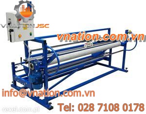 unwinding-rewinding machine