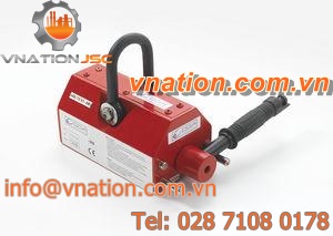 magnetic manhole cover lifter / for heavy loads