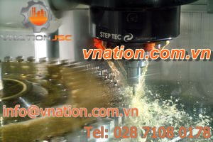 cutting oil / synthetic / water-soluble