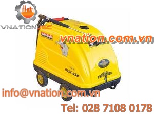 hot water cleaner / diesel engine / mobile / high-pressure