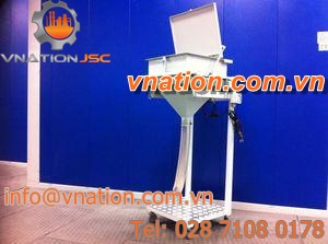 vibrating sieving machine / for powders / for powder coating
