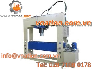 hydraulic press / with motorized movable piston