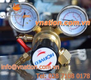 gas pressure regulator and reducer / single-stage / brass / low-pressure