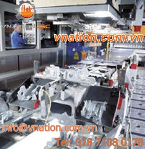 mechanical press / for the automotive industry / hinged type connecting rod / eccentric