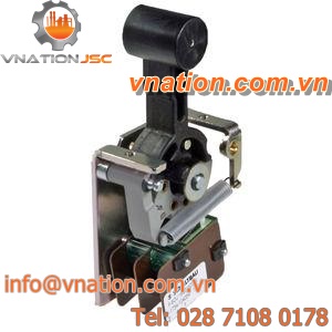 toggle switch / lever / single-pole / three-position
