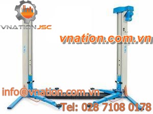 column type lifter / screw / electromechanical / for vehicles