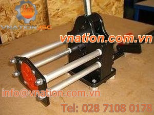 manual shear / for DIN rail