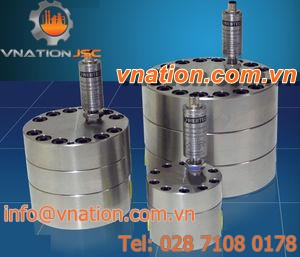 gear flow meter / for fluids / bi-directional / precision