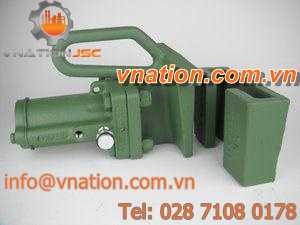 pneumatic vibrator / for concrete / portable