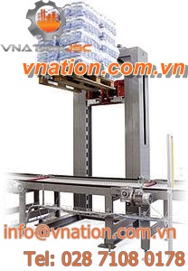 automated stacking machine / for pallets