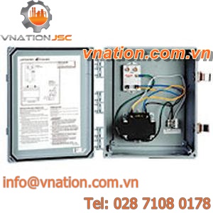 AC/DC power supply / wall-mount / with surge protection / linear