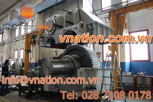 auxiliary gear drive