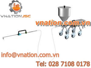 bottle filling machine / semi-automatic / piston / for liquids