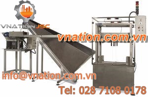 automatic handle applicator / bottle
