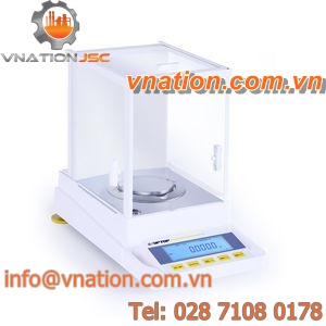 precision balance / laboratory / benchtop / with LCD display
