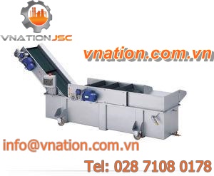 belt conveyor / with cooling tank / inclined / transport