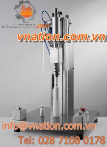 bottle crimping machine / semi-automatic / pneumatic / with manual feeding