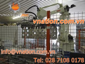 layer palletizer / pallet / robotic / for the chemical industry