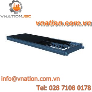 cutting table with 2 suction channels