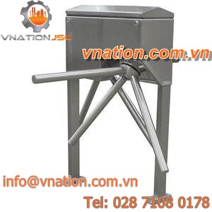 tripod turnstile / half-height