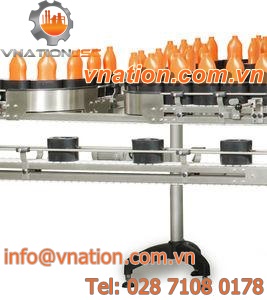 plastic bottle conveyor / for PET bottles / transport / horizontal