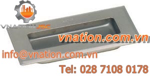 recessed handle / titanium / pulling