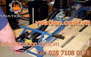 pneumatic manipulator / fork / for sacks / positioning