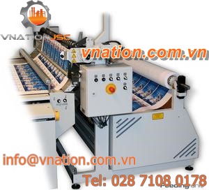 CO2 laser cutting machine feeding system