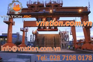 gantry crane for marine applications / overhead