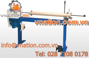 manually-controlled cutting machine / pipe / pedal-operated