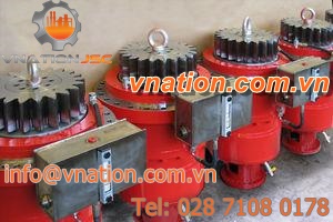 multi-stage gearbox / low-backlash / high-torque