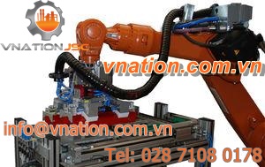 articulated robot / handling / industrial