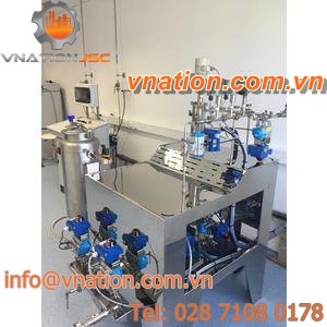 solvent extractor