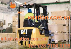 electric forklift / ride-on / for the food industry / for the fishing industry