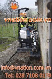 mini excavator / for construction / crawler / diesel