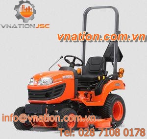 compact tractor / diesel / 4-wheel / ride-on