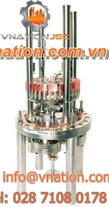 scanning tunneling microscope / measurement / under ultra-high vacuum