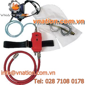 respiratory half-mask / single-filter