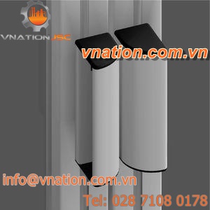 recessed handle / aluminum