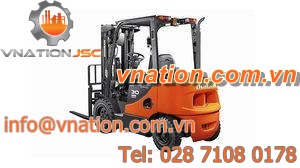 forklift / combustion engine / LPG / ride-on / handling