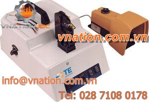 manual assembly machine / for industrial applications