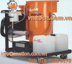 coalescing separator / tramp oil / for recycling