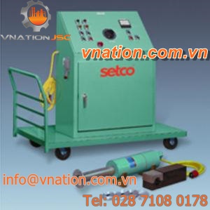 cylindrical grinding machine / numerical control / turning