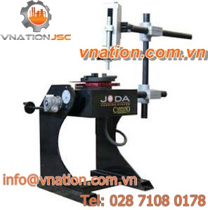 manipulator with gripping tool / for welding / rotary